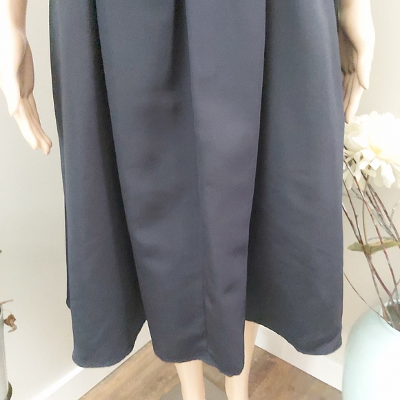 Eliza J ruffled V neck fit and flare midi dress sleeveless blue black - Picture 4 of 14